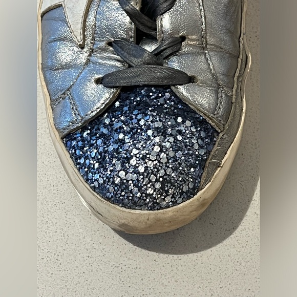 🔥🔥 Golden Goose Superstar 🔥🔥 Silver Metallic Leather Sneaker w/ White Star - Picture 4 of 7
